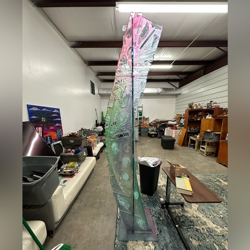 Blown Glass Floor Piece 8 Foot 9 Inches Tall  1 Of Its Kind Artist Susan Pelish